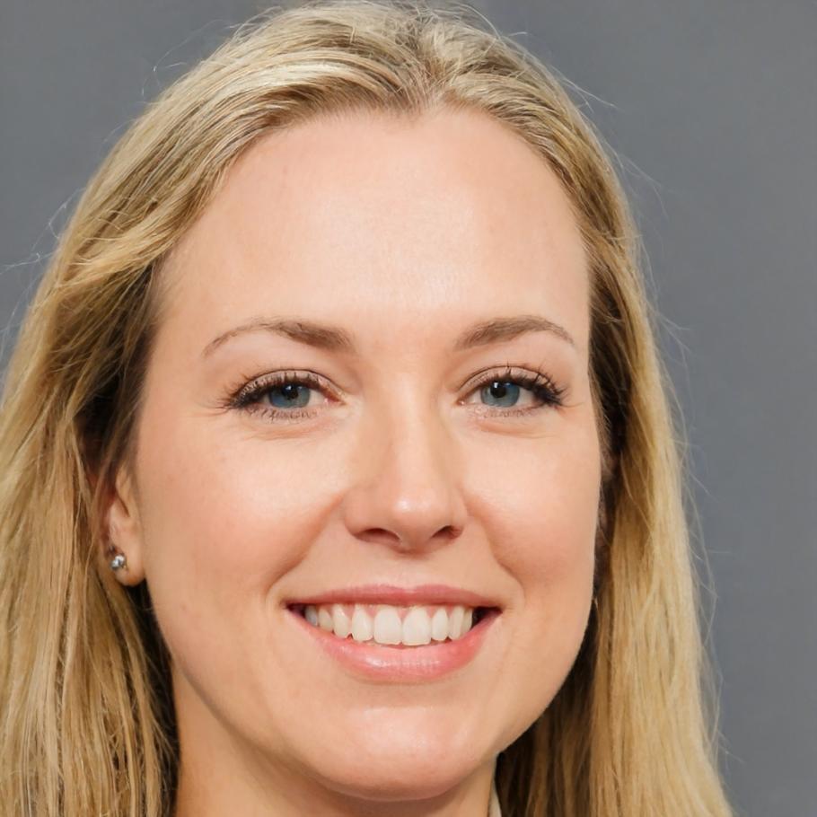 Sienna Kavanagh, Lead Financial Planner